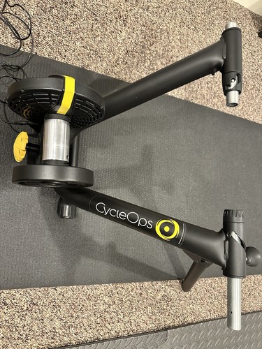 Cycleops indoor bike trainer - bike,